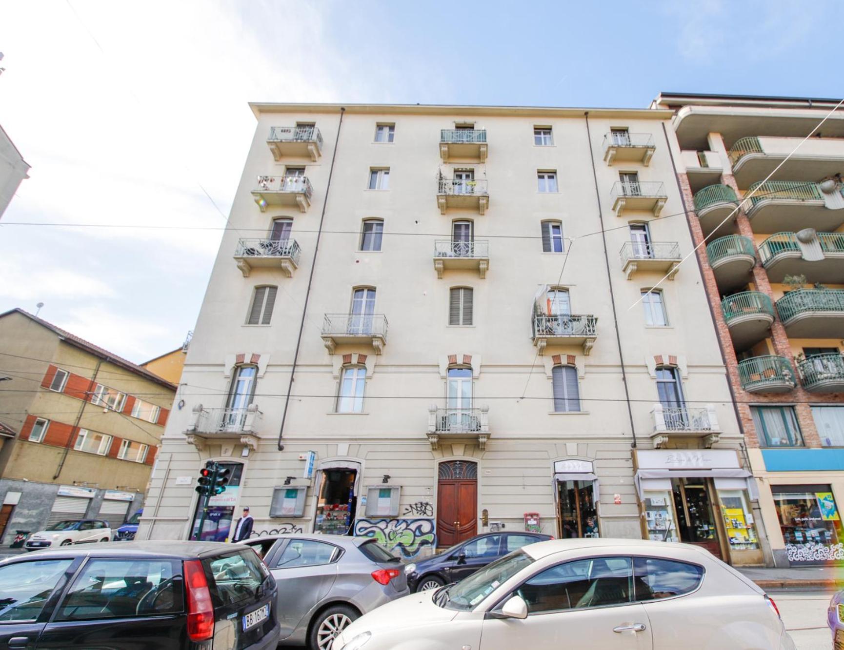 Appartamento Casa Nizza - Metro Lingotto Fiere - Inalpi Arena Turin Luaran gambar